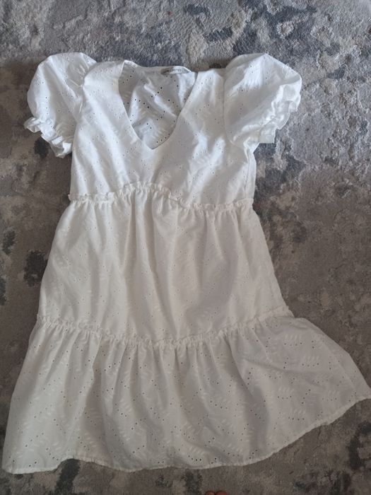 Літні жіночі сукні