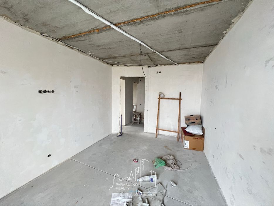 Продам затишну 2-кімнатну квартиру поряд з центром міста!