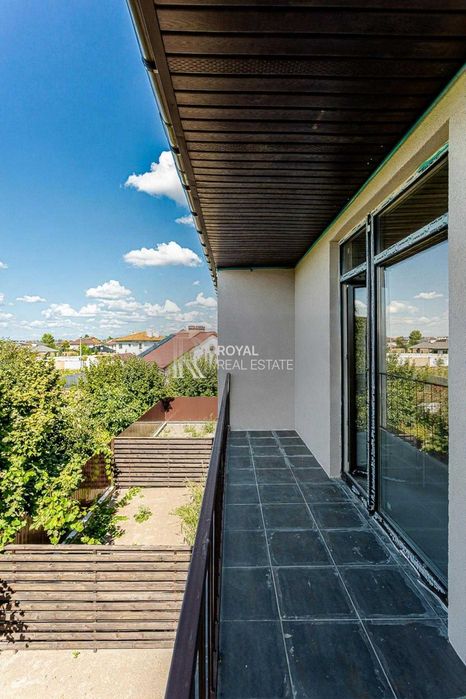 Продаж Таунхаус Гатне 180 м² 3 сотки 3 кімнати Бомбосховище Двір 50 м² 2 паркомісця 20 хв до метро Теремки