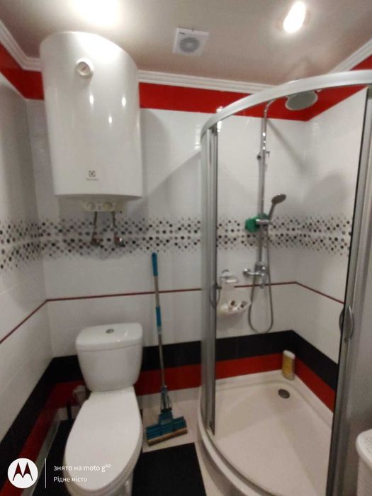 Оренда 3х-кімнатної квартири. Район - Космос.