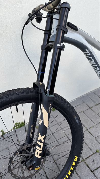 Commencal com suspenção nova