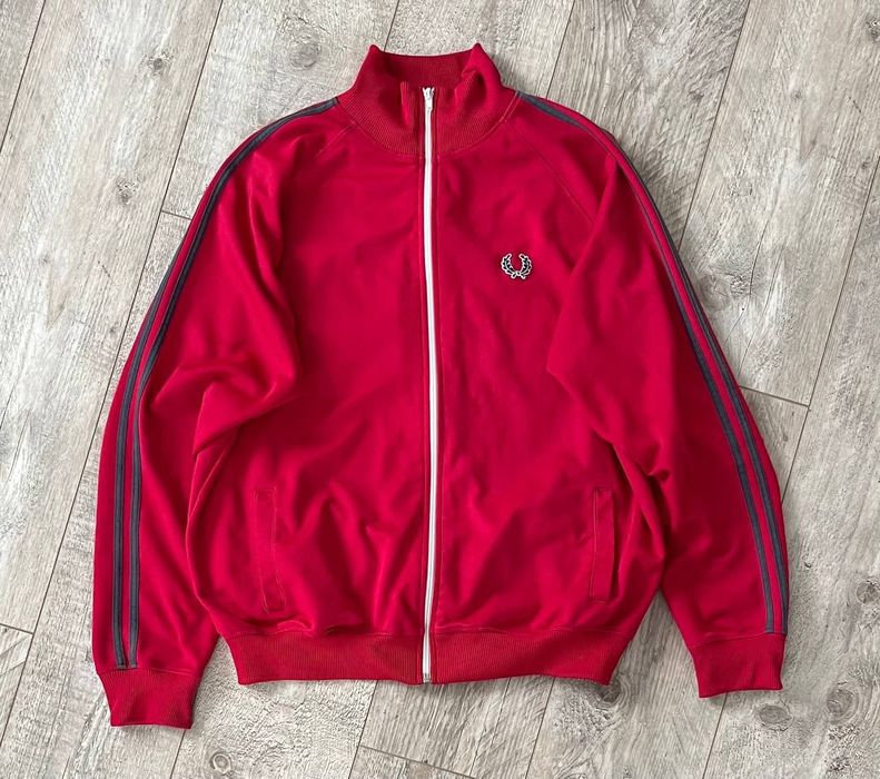 Олімпійка Fred Perry