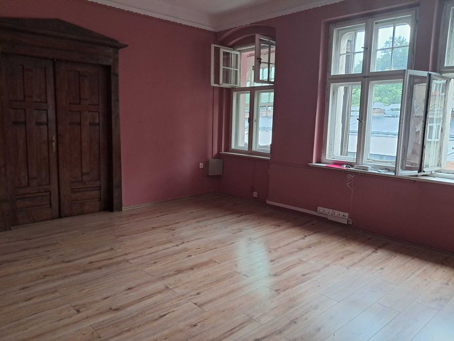 sprzedamy mieszkanie Wałbrzych ul B. Chrobrego