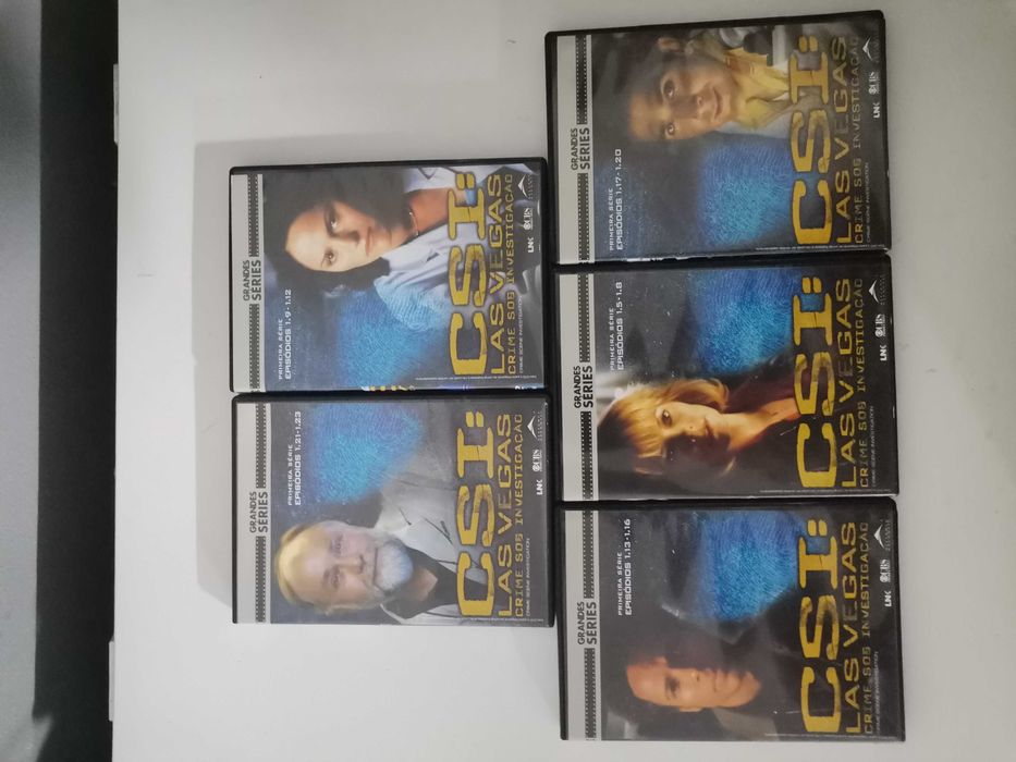 Vendo filmes em DVD