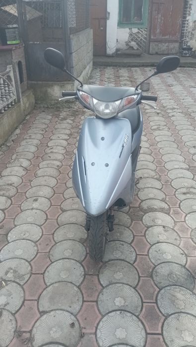 Suzuki address v50