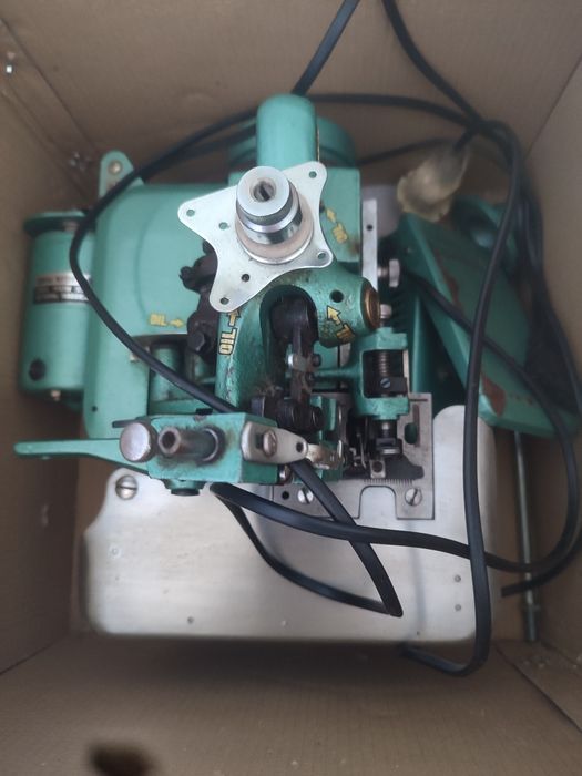 Оверлок бытовой промышленный