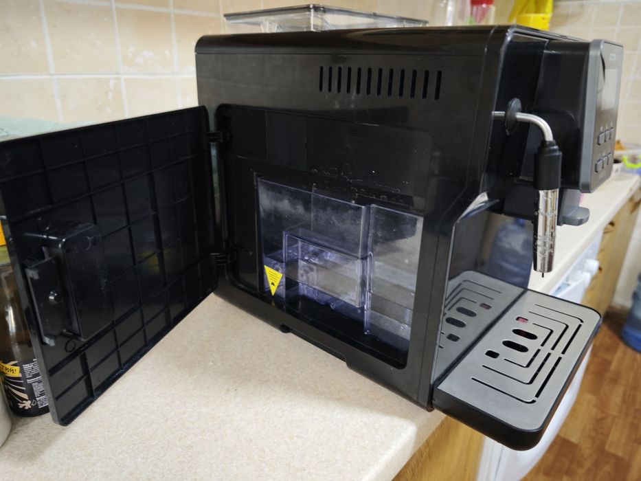 Кавомашина RZTK Barista CSB-1100