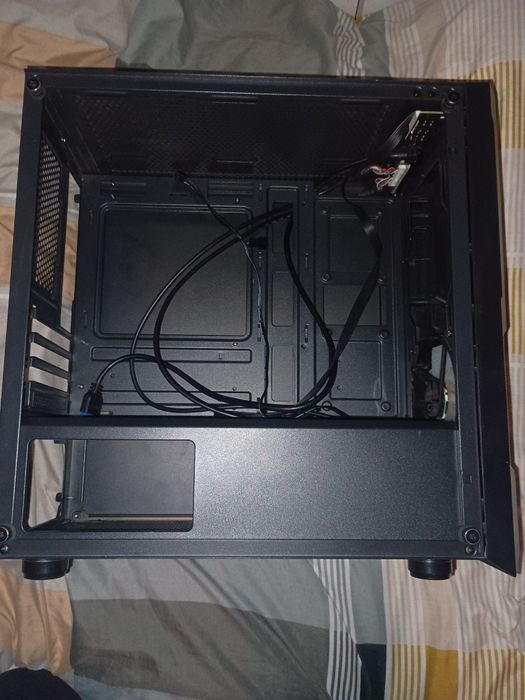 Sprzedam obudowę do komputera marki krux