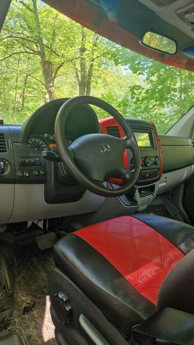 Auto laweta 906 mercedes