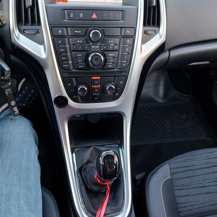 Opel Astra j sports tourer 4/2015