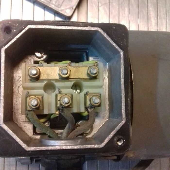 sinik 0,55kw 2810 obr/min 220/380