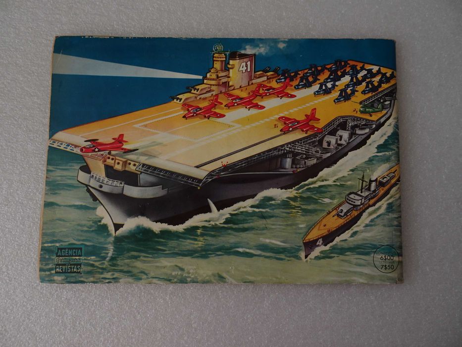 Caderneta de cromos Navios e Navegadores (faltam 118 cromos)