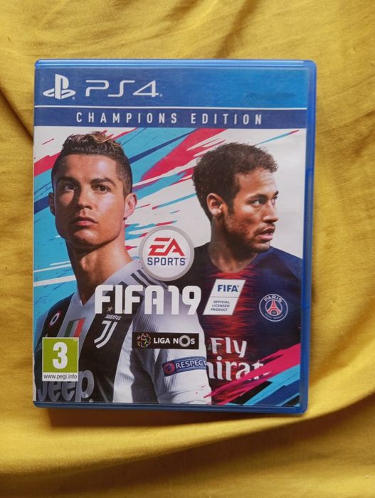Vendo jogos para a PS4 pouco usados e a funcionar