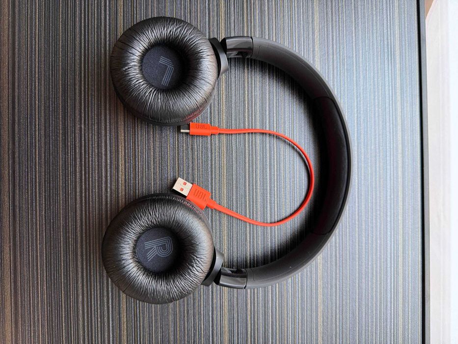 JBL Tune 520BT bezprzewodowe słuchawki Bluetooth czarne