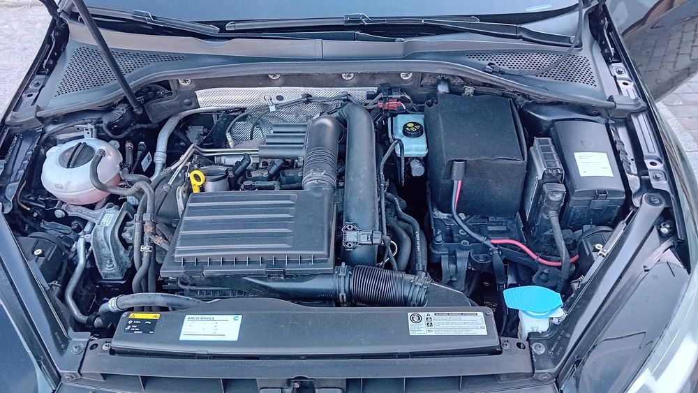 VW Golf 7 Variant 1.2 TSI Bluemotion