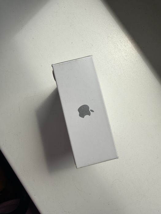 Apple Air Pods 4