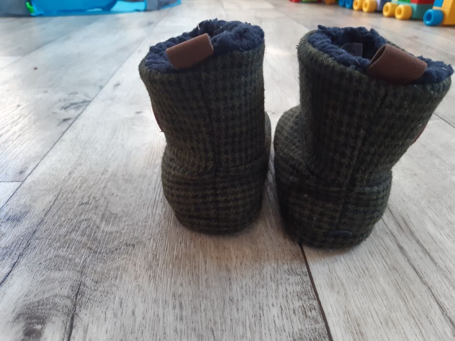 Детские уги, чуни, сапожки, теплы тапки, боти р 23, 13,5см