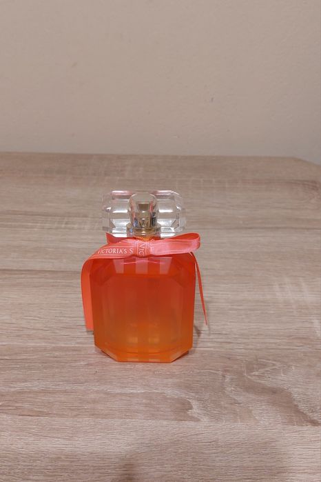 Woda perfumowana Victoria's secret Bombshell summer