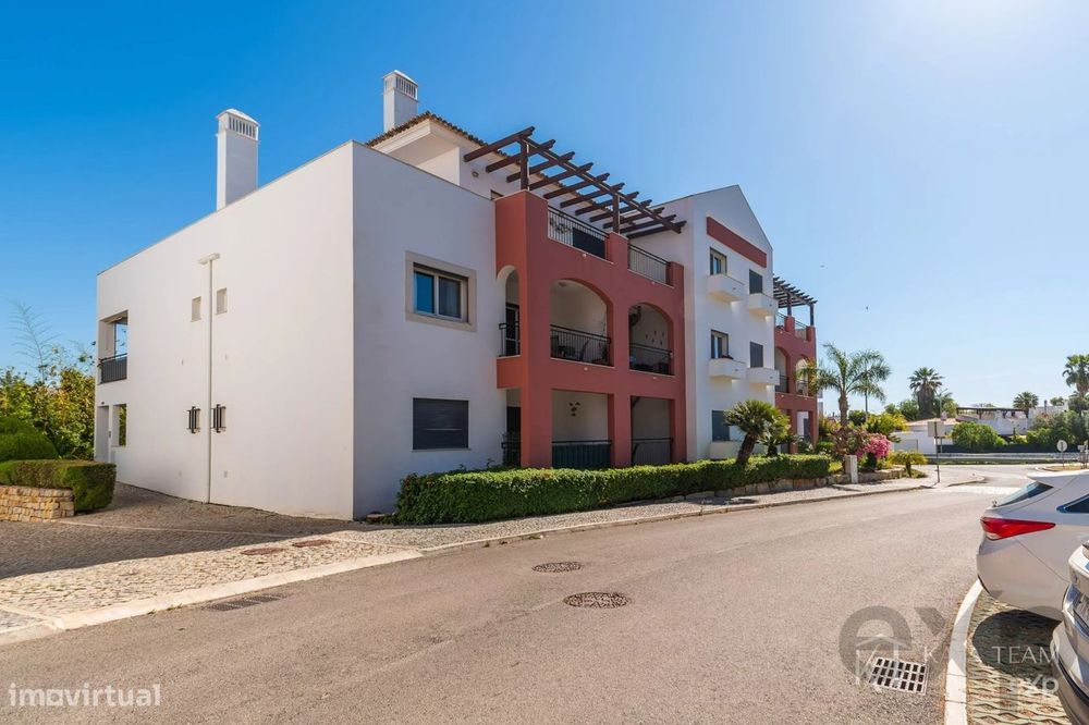 Apartamento T2 de Alta Qualidade em Cabanas de Tavira