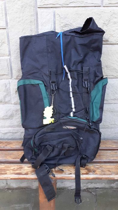 Wygodny "Semi Line" Plecak Turystyczny 50 L, 65x30x16cm