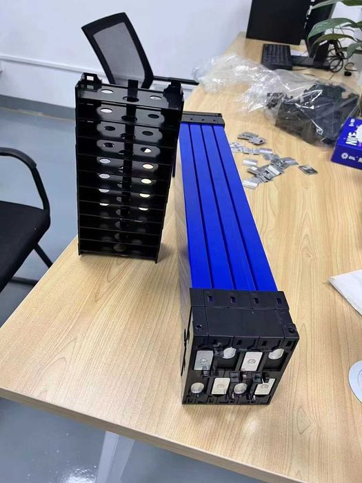 Лезвійні акумулятори LiFePO LFP 200Ah (Blade) пожежобезпечні