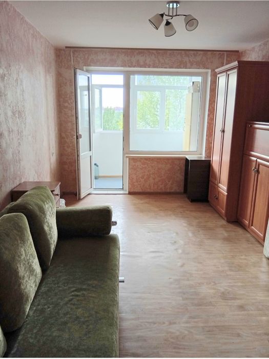 Продаж 2кім.квартири. Космонавтів. - More