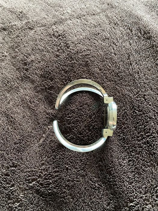 Zegarek damski roznego koloru