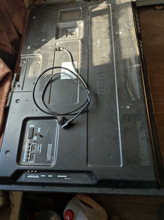 LG. Телевізор. плазма.