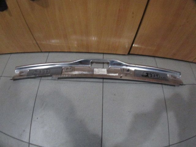 Friso da porta / tampa da mala VOLKSWAGEN Passat (3B3)