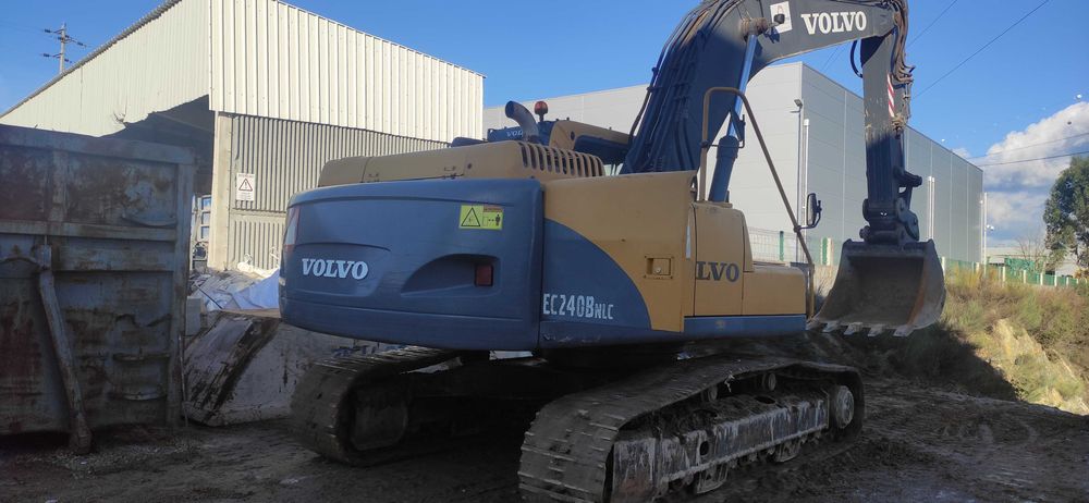 Giratória Volvo EC240