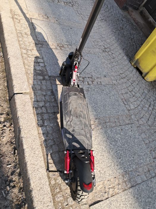 Hulajnoga elektryczna Iscooter i3x