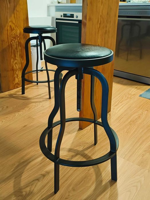 Balcão Bar + 2 Bancos