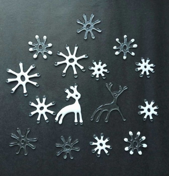 Сніжинки на ялинку, декор