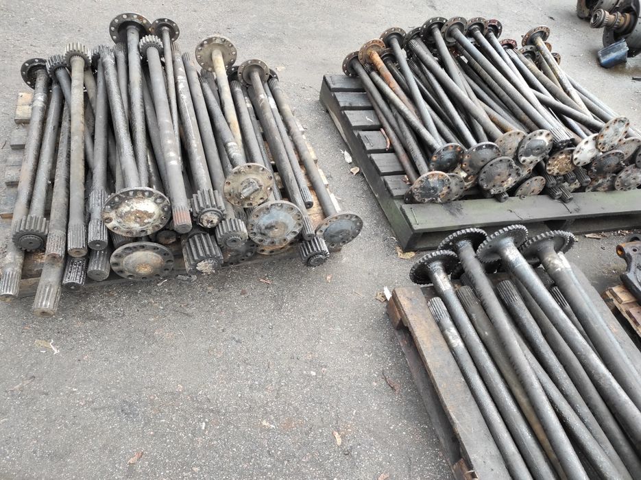 Полуось гипоидная Газ 53 66 Зил 130 131 КамАЗ Газель УрАЛ МАЗ ПАЗ КрАЗ