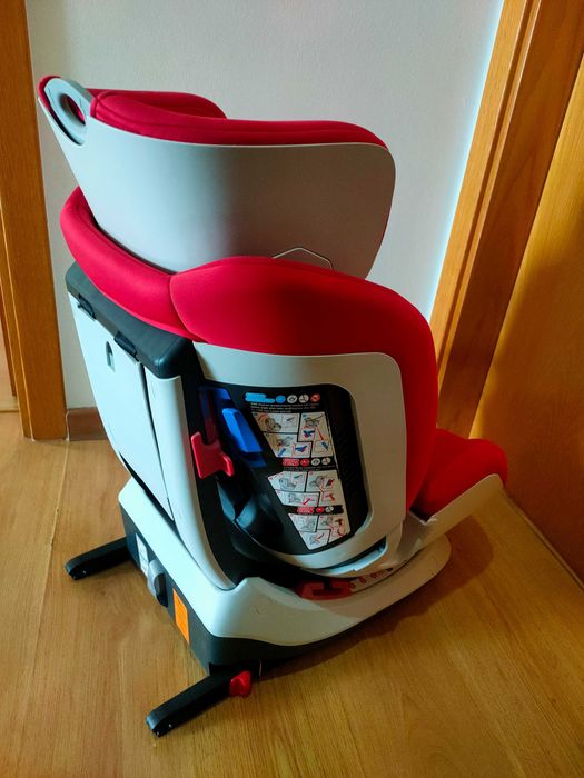 Cadeira auto Chicco com ISOFIX