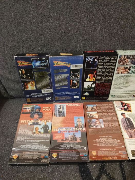 Продам видеокассеты лучшие серии фильмов VHS коллекция відеокасети