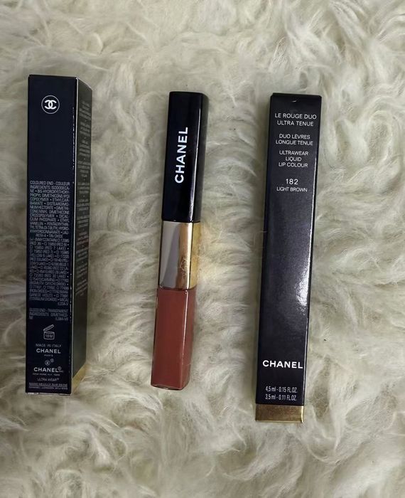 Pomadka CHANEL Le Rouge Duo Ultra Tenue – odcień 182 Light Brown