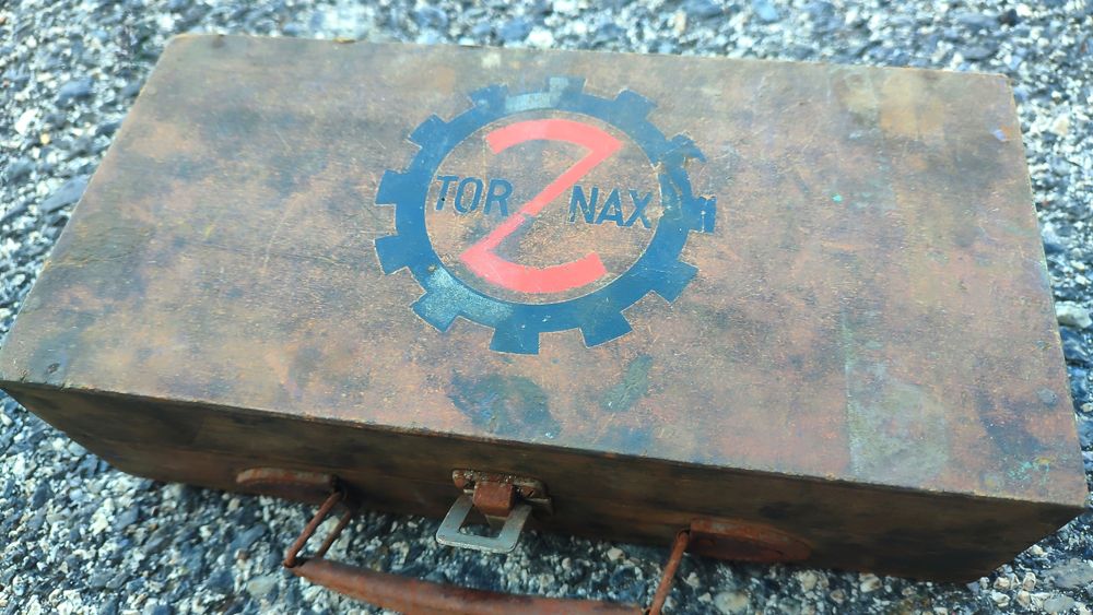 Conjunto antigo de chaves de impacto