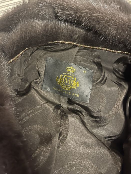 Шуба  норковая цвет мокко