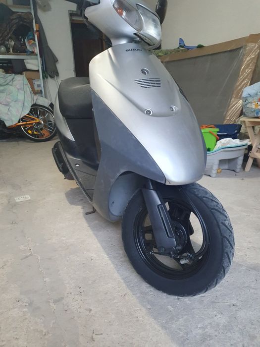 Продам Скутер Сузукі летц2