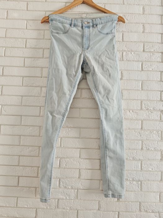 Jasne jeansy rurki skinny Sinsay 38 M wysoki stan | Light wash skinny jeans 96 cm