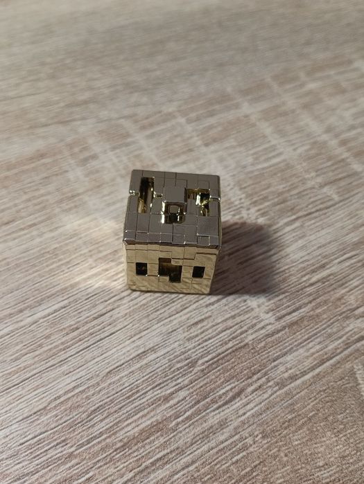 Kinder Joy Minecraft золотий блок