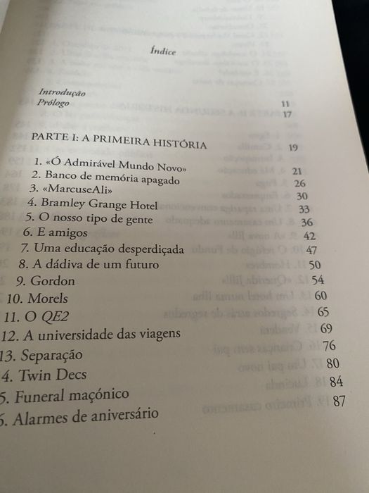 Livro “Diz-me quem sou”