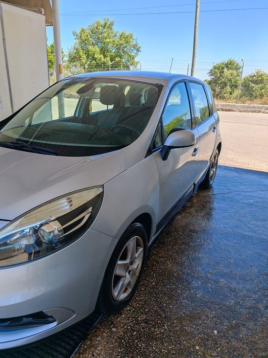 Renault scenic 2013