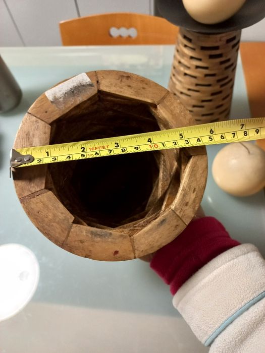 2 Castiçais decorativas com velas