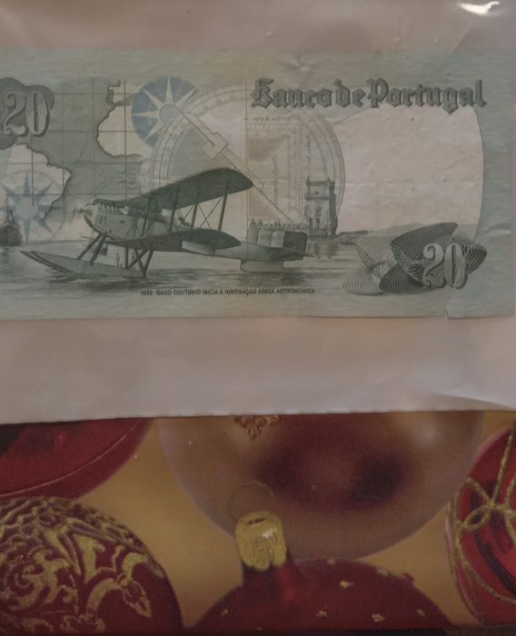 Nota 20 escudos .