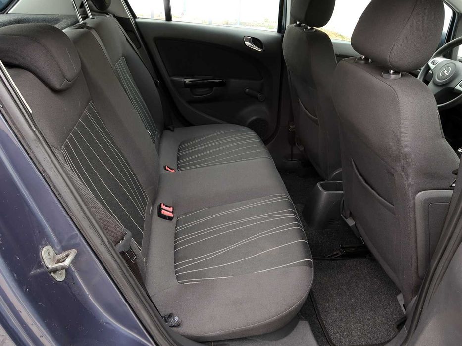 Opel Corsa — fotografia 10