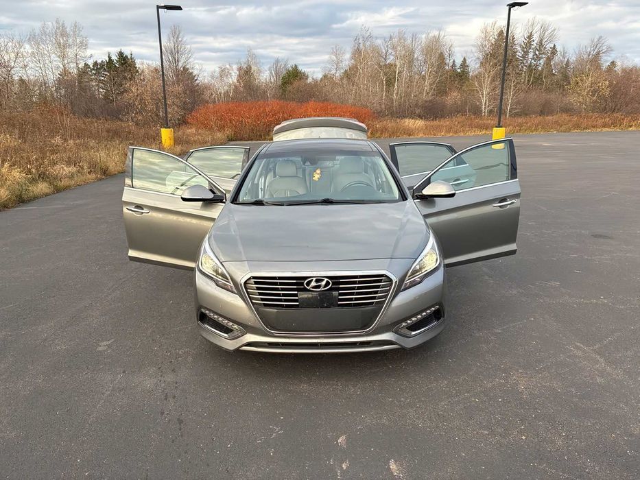 Hyundai Sonata Hybrid Limited      2017