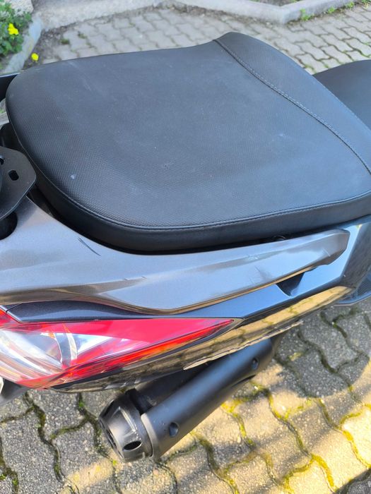 Vendo ou Troco KYMCO DOWNTOWN 125I