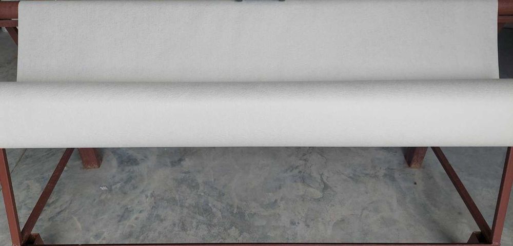 Геотекстиль 150-200гр для захисту рослин від морозів, саду, ландшафту